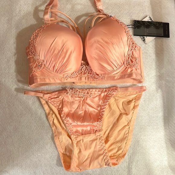 Other - Peach Strappy Bra & Panty Set, 32A/Small